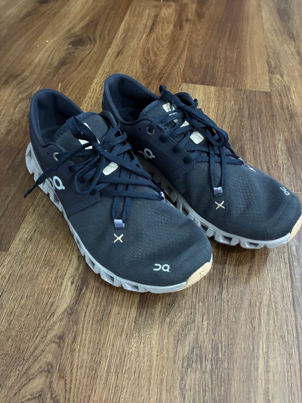 Amazing On Cloud X navy women’s sneakers Shoes 8.5 Navy Athletic Running Shoes